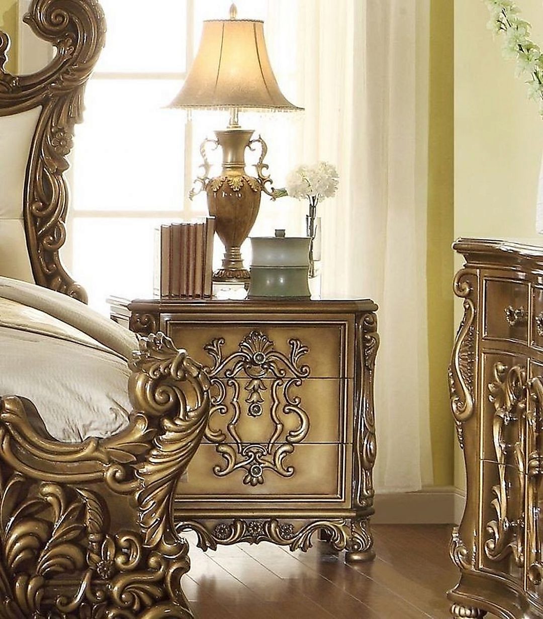 Homey Design – N8008 – Nightstand