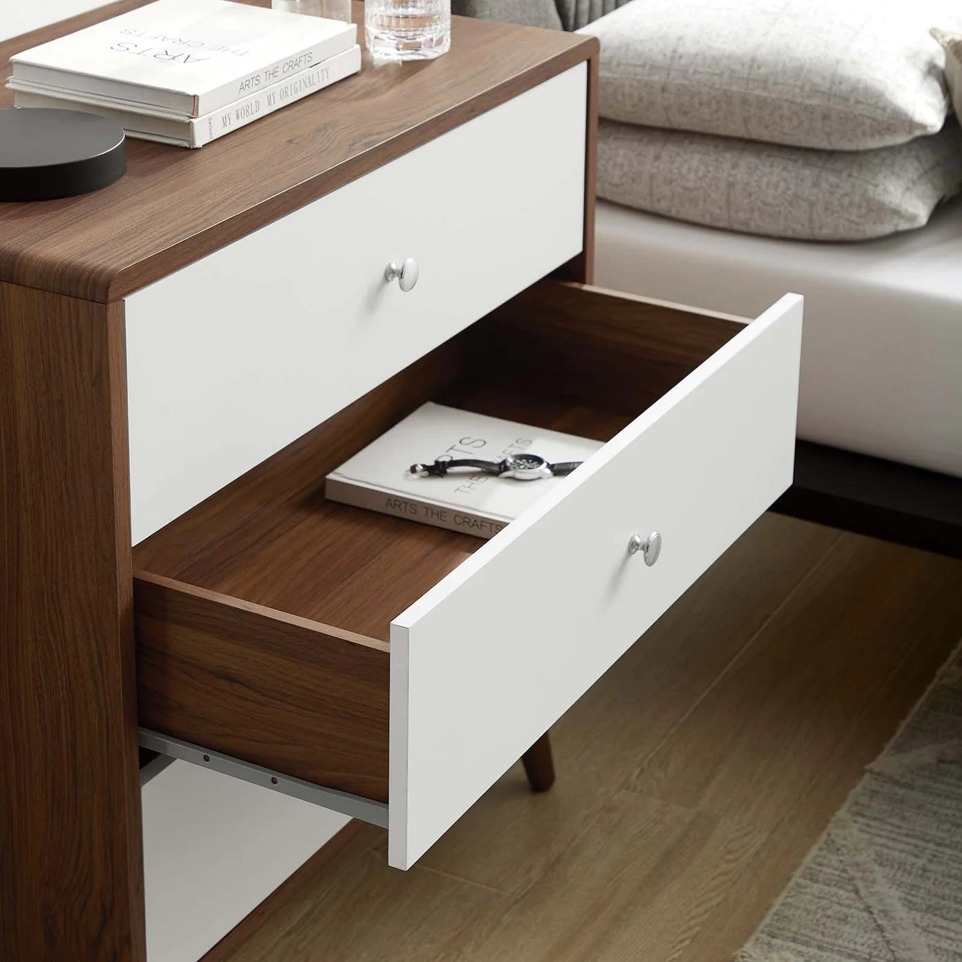 Transmit 3-Drawer Chest